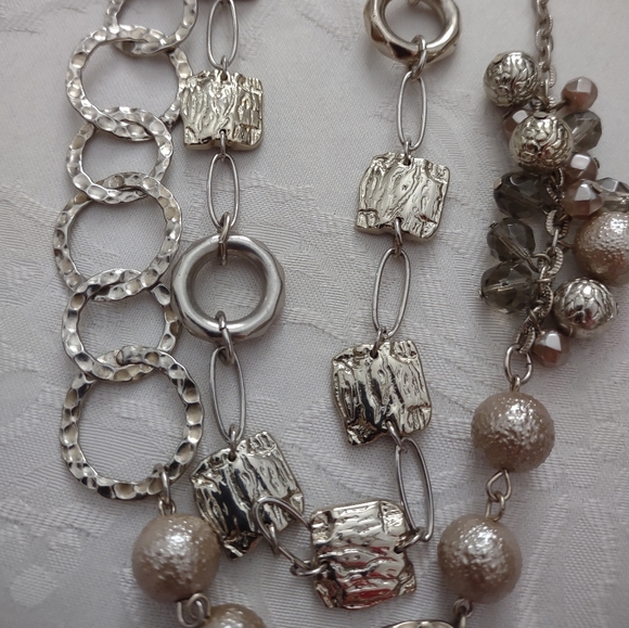 Chico's multi strand chain link two layers silver tone hammered necklace - Picture 2 of 12